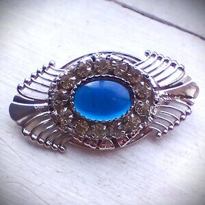 Quality Vintage Sapphire Blue Paste Glass Clear Rhinestone 'Eye' Shaped Brooch